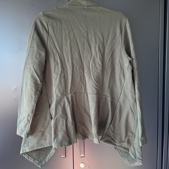 Women’s | Size Medium | Olive Green | Open Front Cardigan - Picture 6 of 8